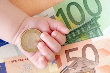 Bonus nascita di 800 euro: al via le richieste all'INPS